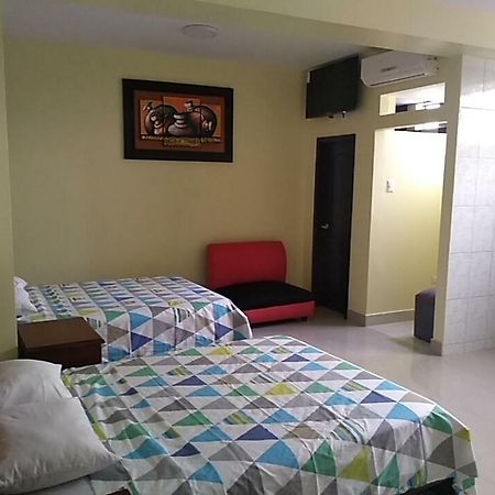 Hotel Los Ceibos Jipijapa Dış mekan fotoğraf